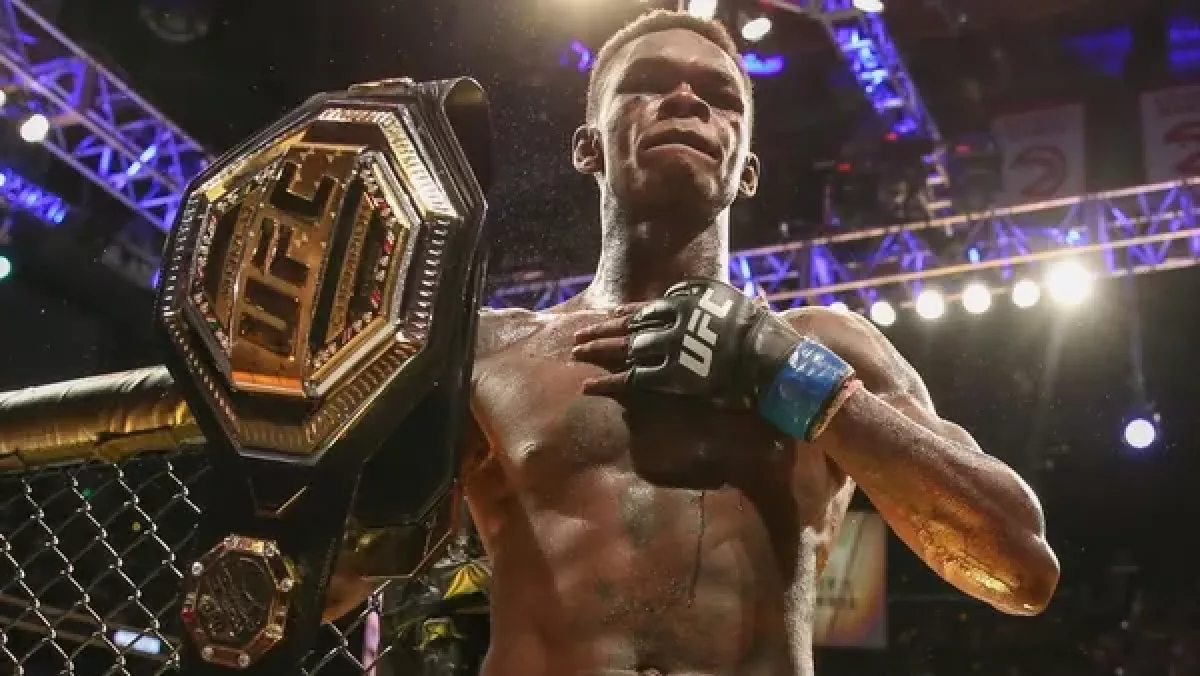 Adesanya o tom, co musí Whittaker s Vettorim udělat, aby si s ním vysloužili trilogii