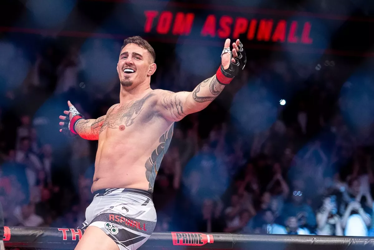 Bitva šampionů na UFC 300? Nerad šikanuji malé kluky, ale počítejte se mnou, nabízí se obr