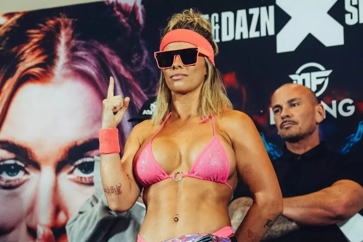 Blonďatá kráska už zase peče s Whitem. Připadám si teď jako gangster, směje se VanZant