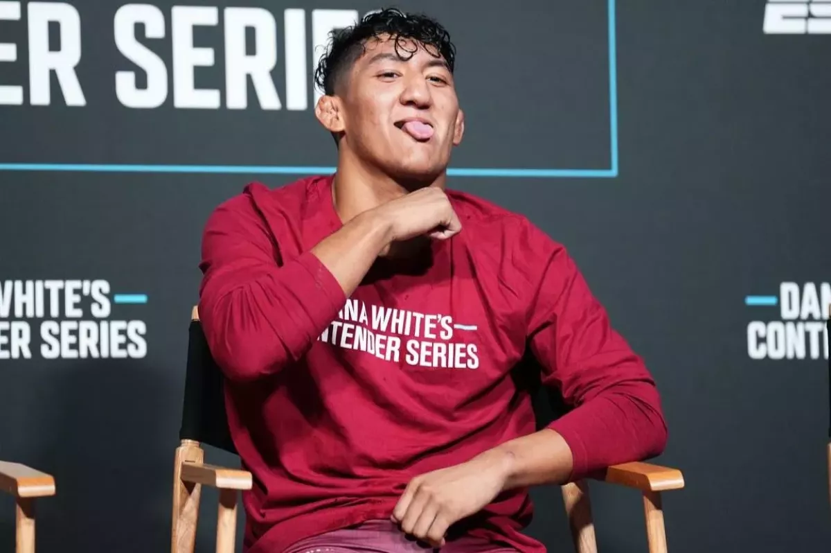 Brány UFC rozrazil nejmladší bojovník v historii! Jsem tu nový král, jásal sedmnáctiletý Mexičan