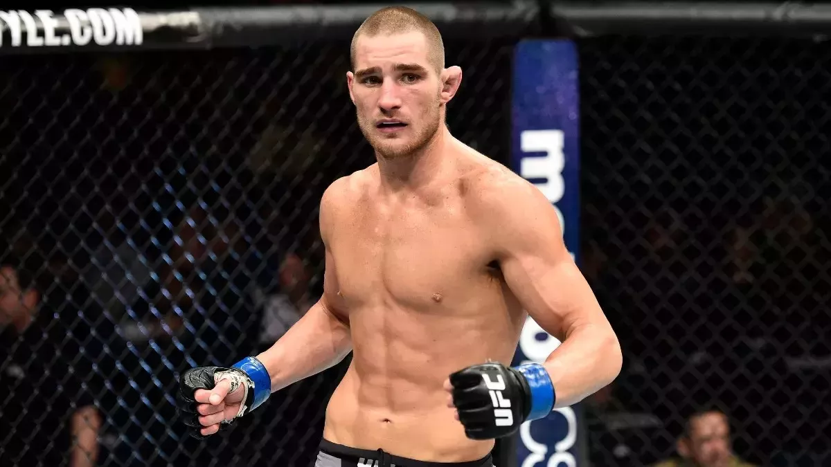Bude to těžší soupeř než Chimaev, říká šampion Strickland o svém prvním vyzyvateli a opět kritizuje UFC