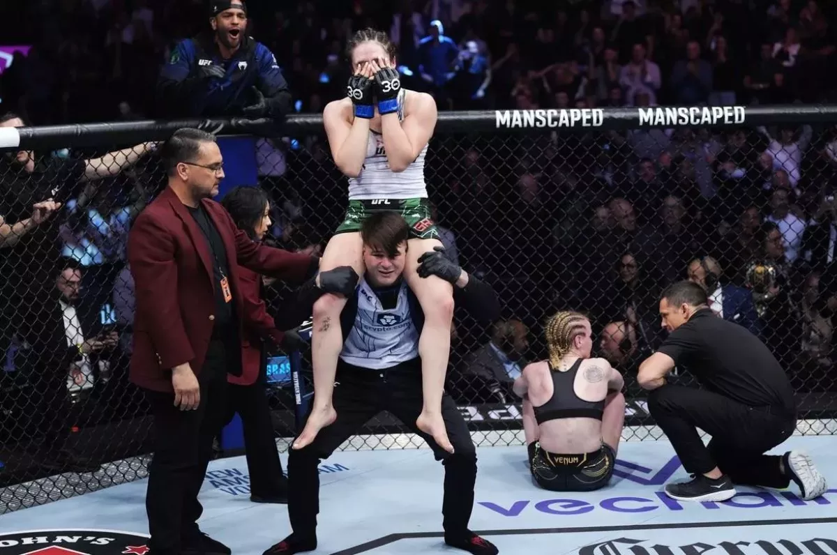 Byla to jen hloupá chyba. Rozhodně chci co nejdřív odvetu, řekla sesazená královna UFC
