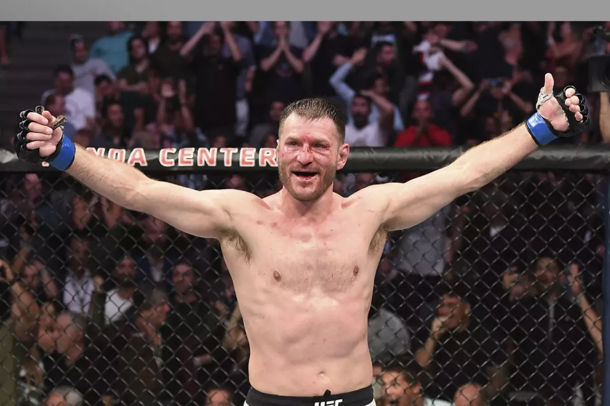Bývalý král těžké váhy UFC se stal hasičem na plný úvazek. Přijde konec s MMA?