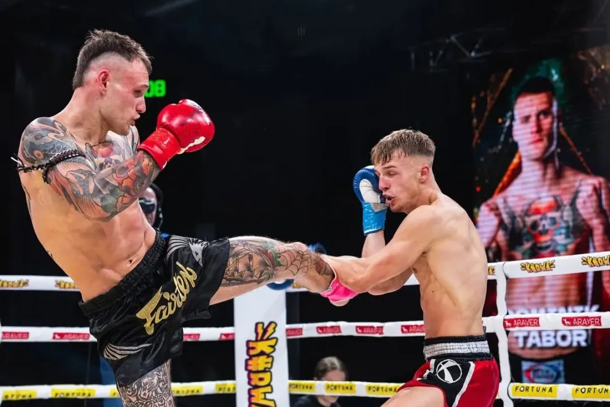 Česká jednička chce porážet nejlepší. Aby získala pás PML, musí ukázat dominanci