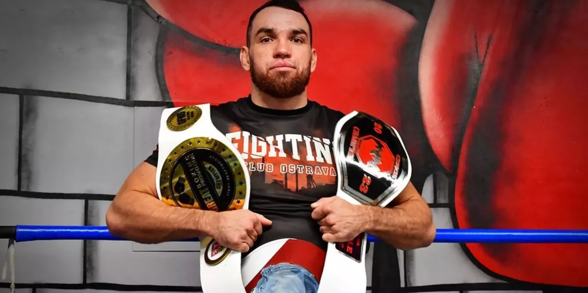Český Triple C! Martin Prázdný popisuje působivou cestu za třemi šampionskými opasky