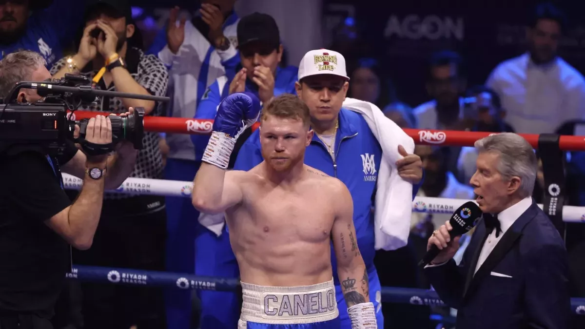 Další megazápas boxu na Netflixu. Canelo vs. Crawford pomůže promovat i šéf UFC, na úkor vlastní akce