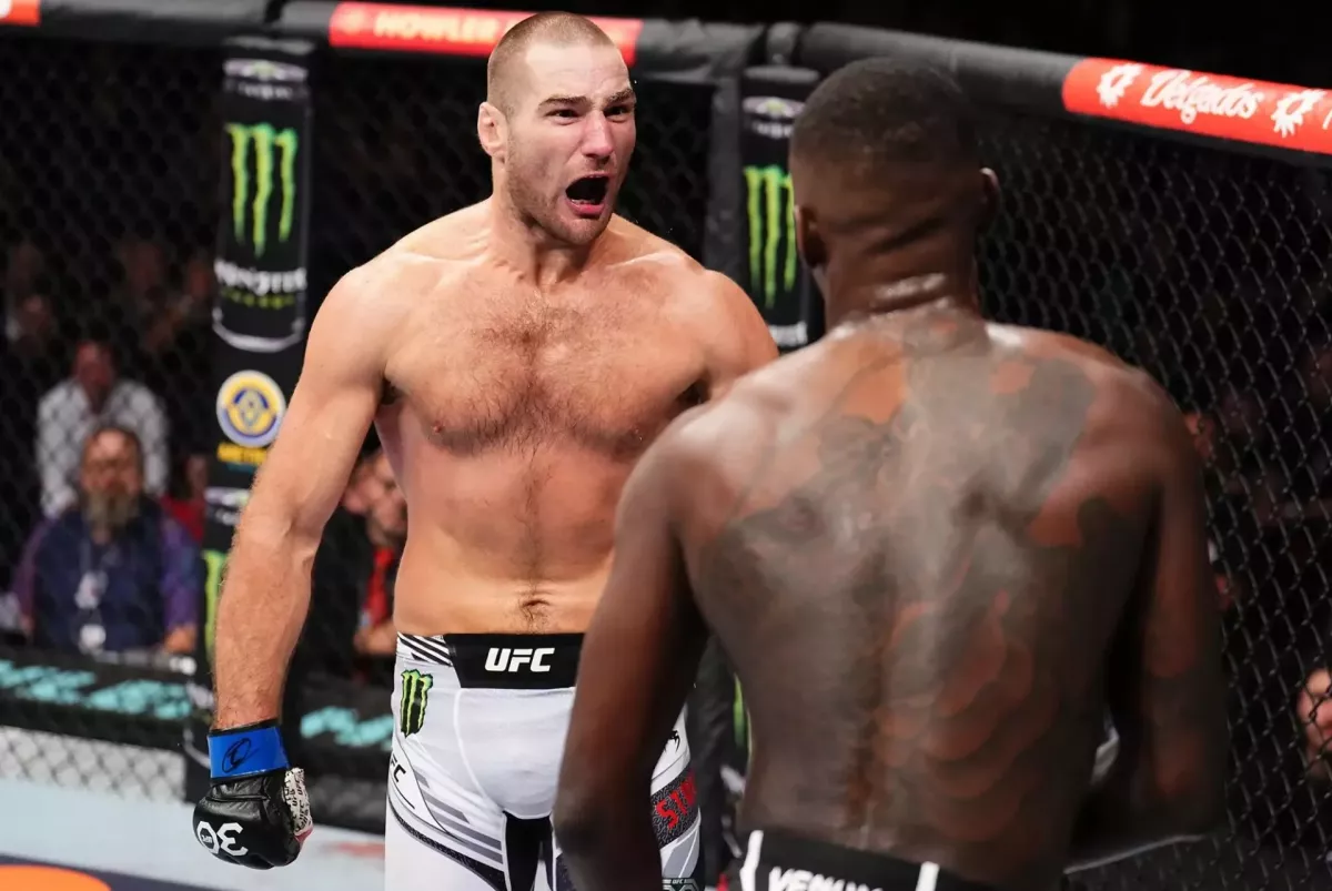 Další výprask. Tarzan z UFC na tréninku zničil Youtubera a schytal kritiku