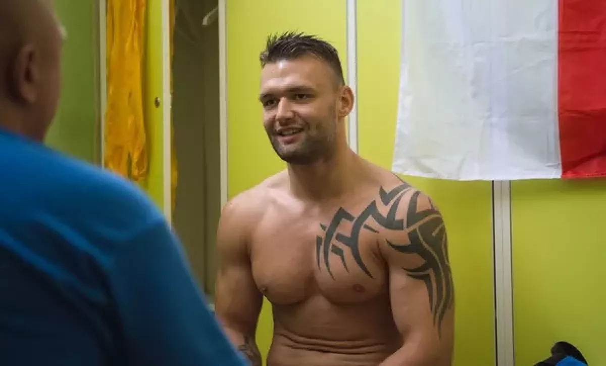 Dobře to sledujte! Do klece se vrací bomby, navnadil fanoušky propuštěný Michal Kotalík