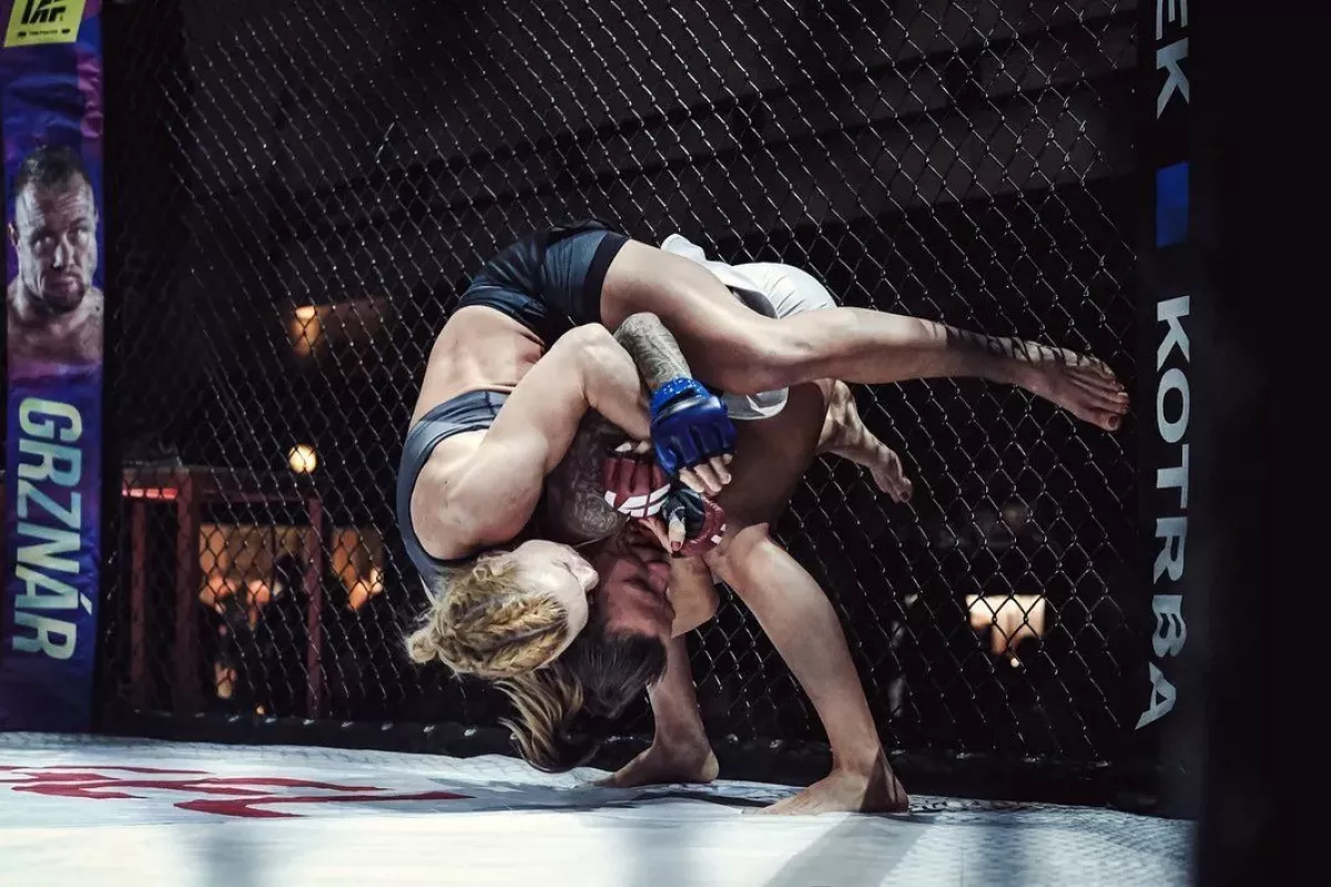 Doufám, že nám Zoula zamává, až bude válčit v UFC, usmívá se Ondruš. Co řekl o Vémolovi?