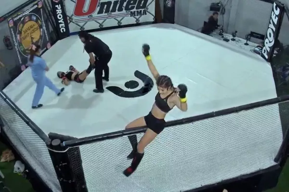 Expresní KO v MMA. Zápasnice padla po 3 sekundách boje!
