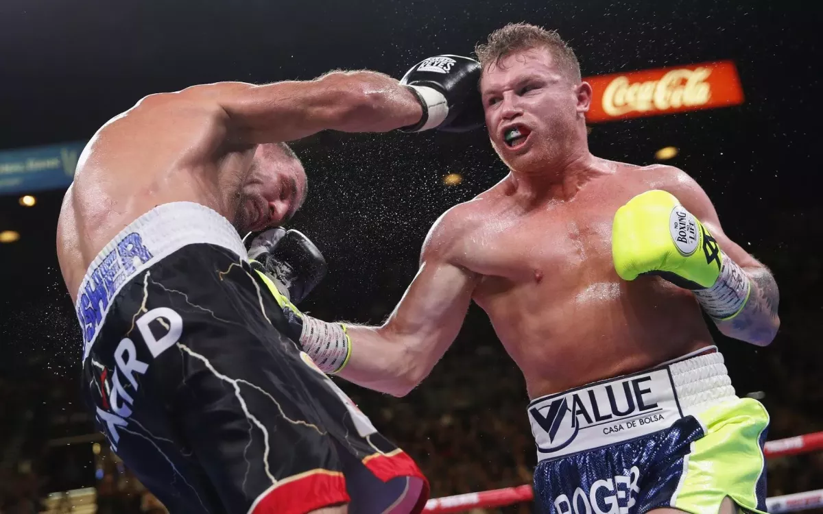 Hvězdné války pokračují. Nejlepší boxer současnosti opět zaútočil