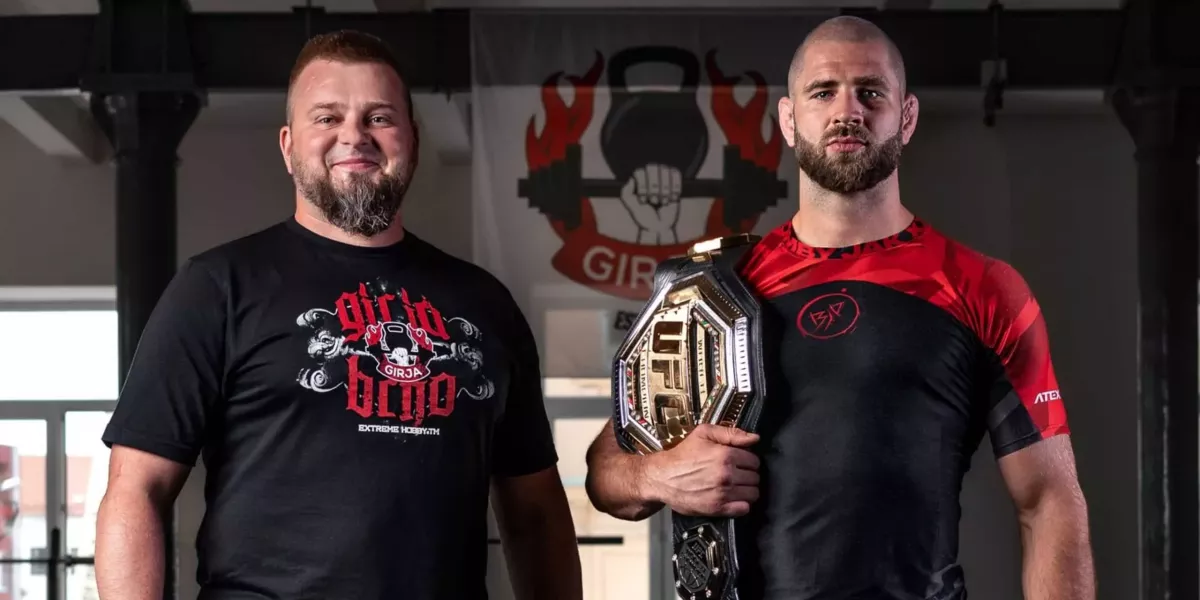 Jaký je plán? Šampion Jiří Procházka je týden po zisku titulu zpět v gymu