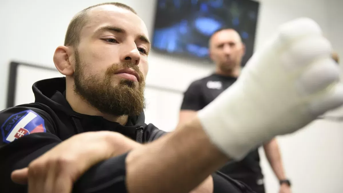 Je to pro mě životní zápas, říká Lajoš Klein o duelu s velezkušeným americkým veteránem, který v kleci čelil Diazovi i Poirierovi