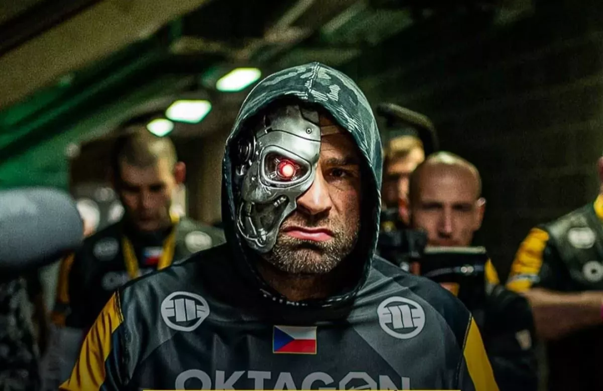 Karlos je raubíř jako já. S ním si vždycky máte o čem povídat, řekl Řepka o Vémolovi