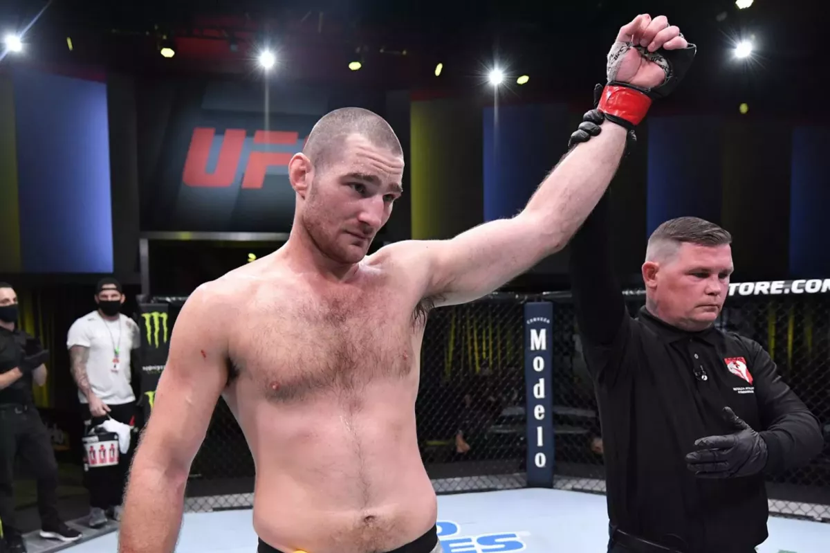 Když zápasník vypustí šílená slova. Tohle MMA nepomáhá