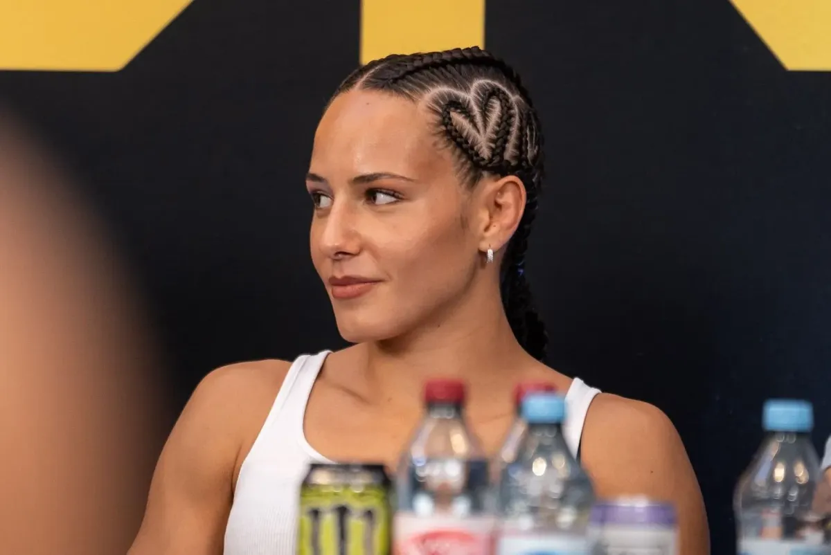 Korunovace v Oktagonu, zazářil Humburger i německá kráska