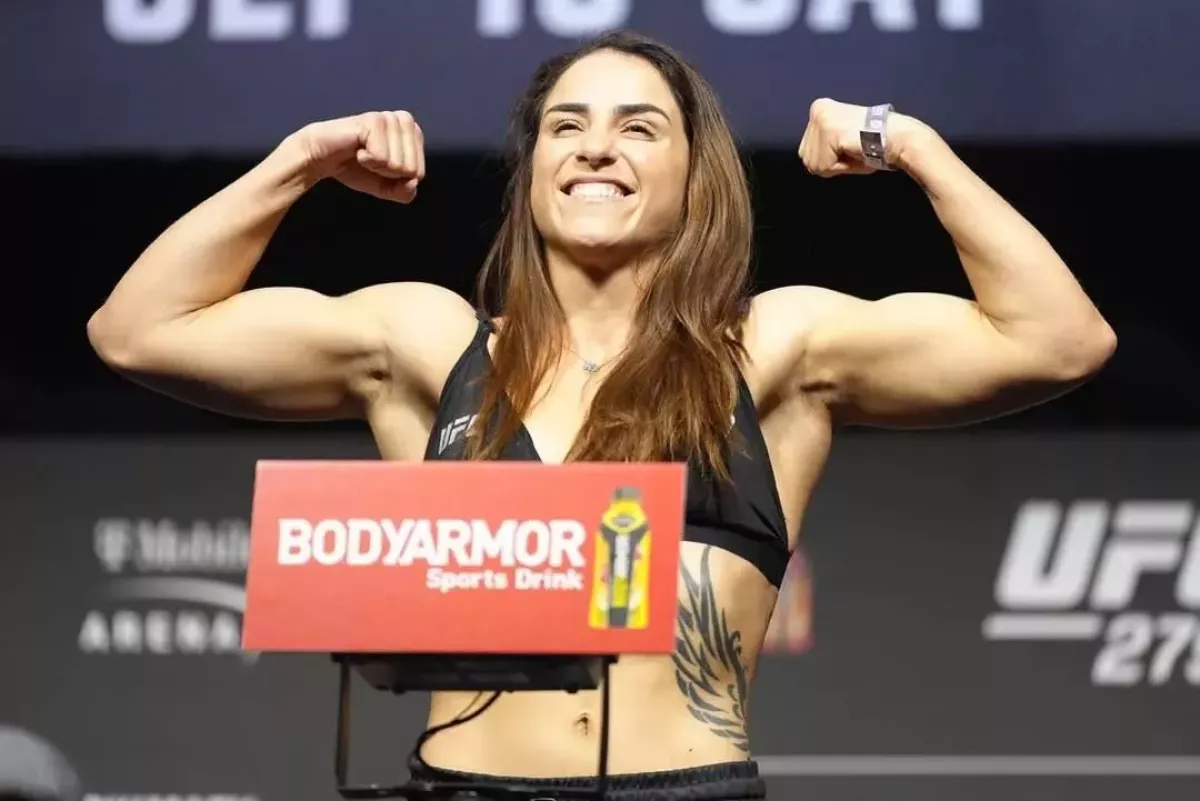 Kráska z UFC přišla svému muži na nevěru, pak ze soupeřky vymlátila duši