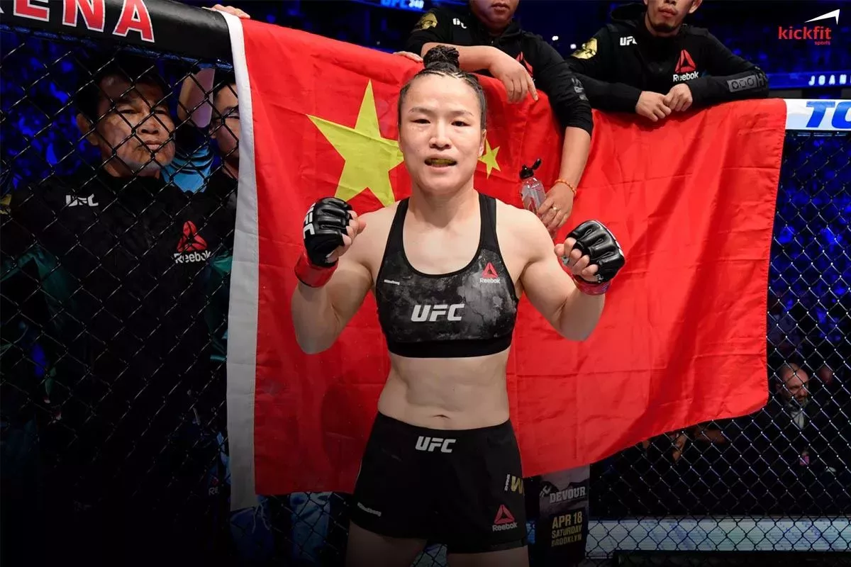 Krvelačné derby, historická událost. Jubilejní galavečer UFC hlásí první titulový duel