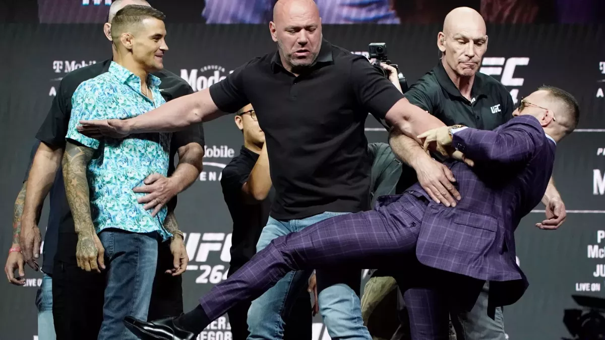 McGregor zkritizoval Poiriera, pak raději zařadil zpátečku