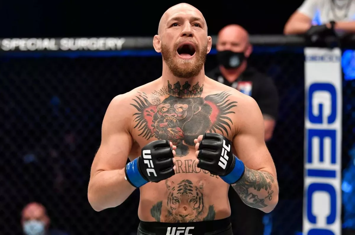 McGregor ztrácí zájem o bitvu s Chandlerem a začíná pít