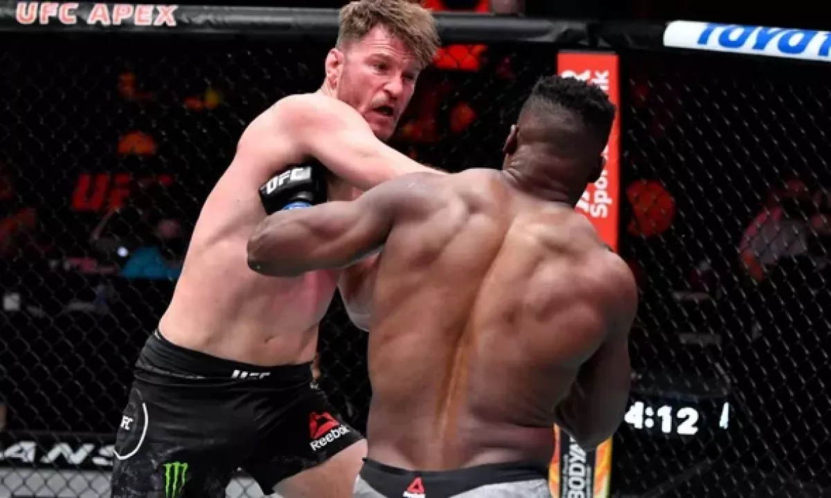Miocic: Doteď jsem zklamaný, že mě White nenechal bojovat o titul, ale co nadělám, nemá mě rád