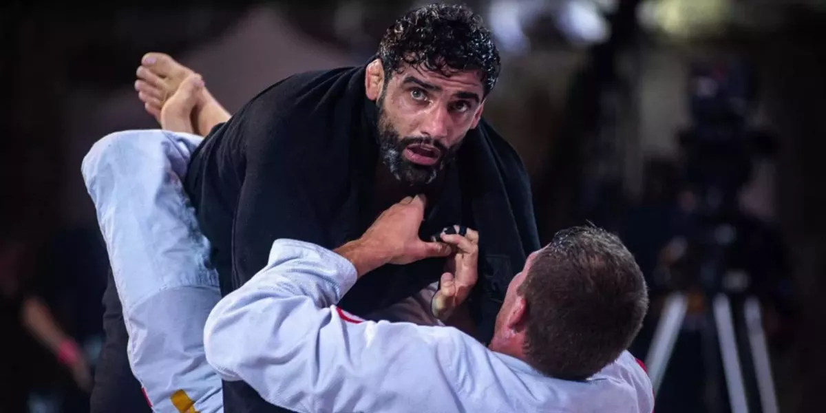 Muž obviněný z vraždy BJJ legendy se nahlásil na policii!