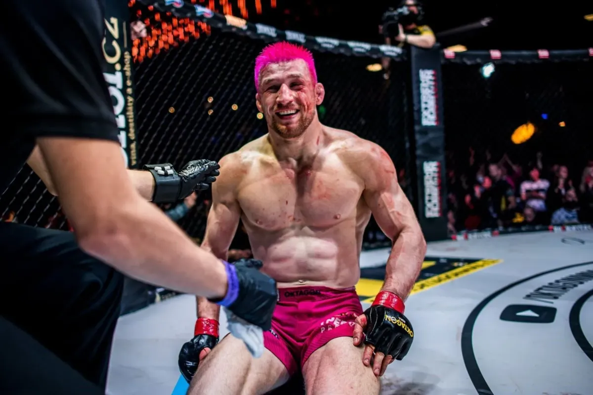 Návrat Růžového pantera. Kozma má soupeře na restart kariéry