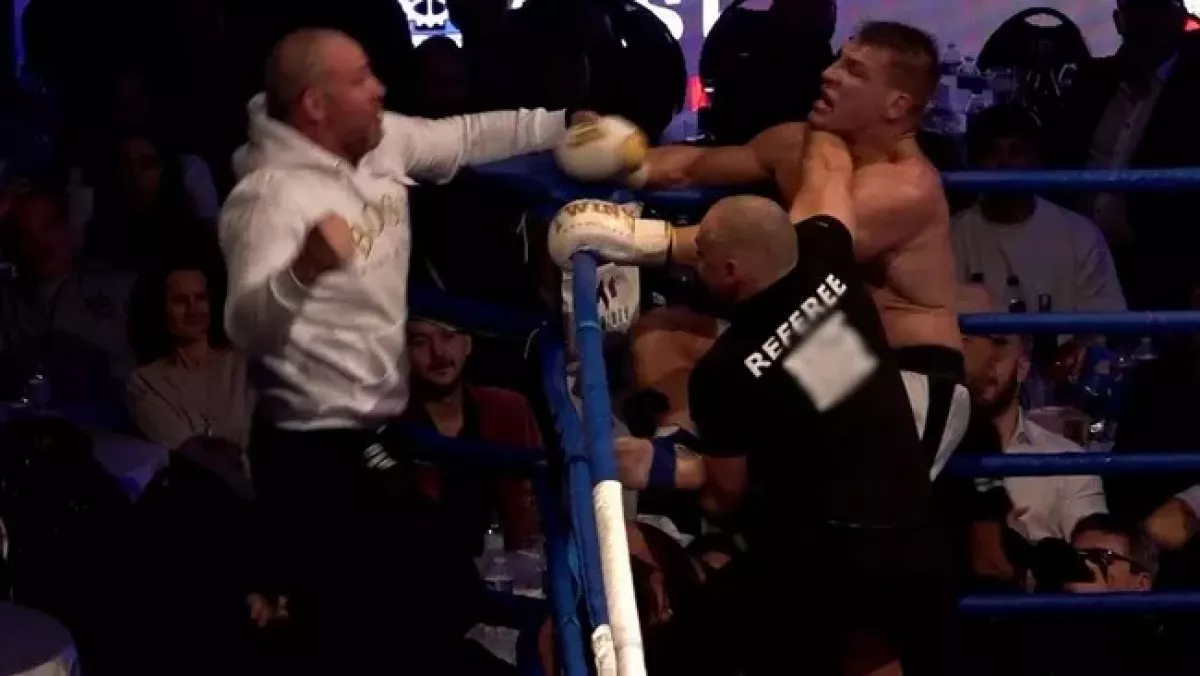 Nejprve seřezal Kareše a potom vyzval jeho trenéra! Petr Vondráček se asi do důchodu nechystá