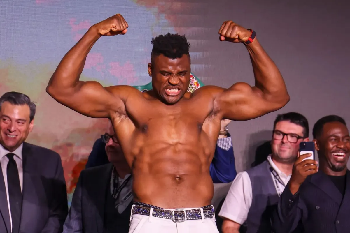 Ngannou vzpomínal na poslední chvíle se synem před jeho smrtí