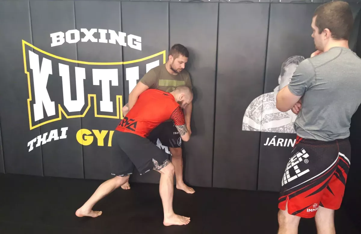Nový hráč. Bývalý český fighter UFC založil v Praze s kamarády MMA gym