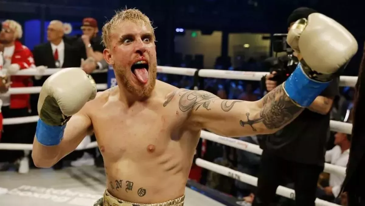 Od počítače až do klece. Youtuber kývl na MMA. Co to je za pitomce? podivuje se McGregor
