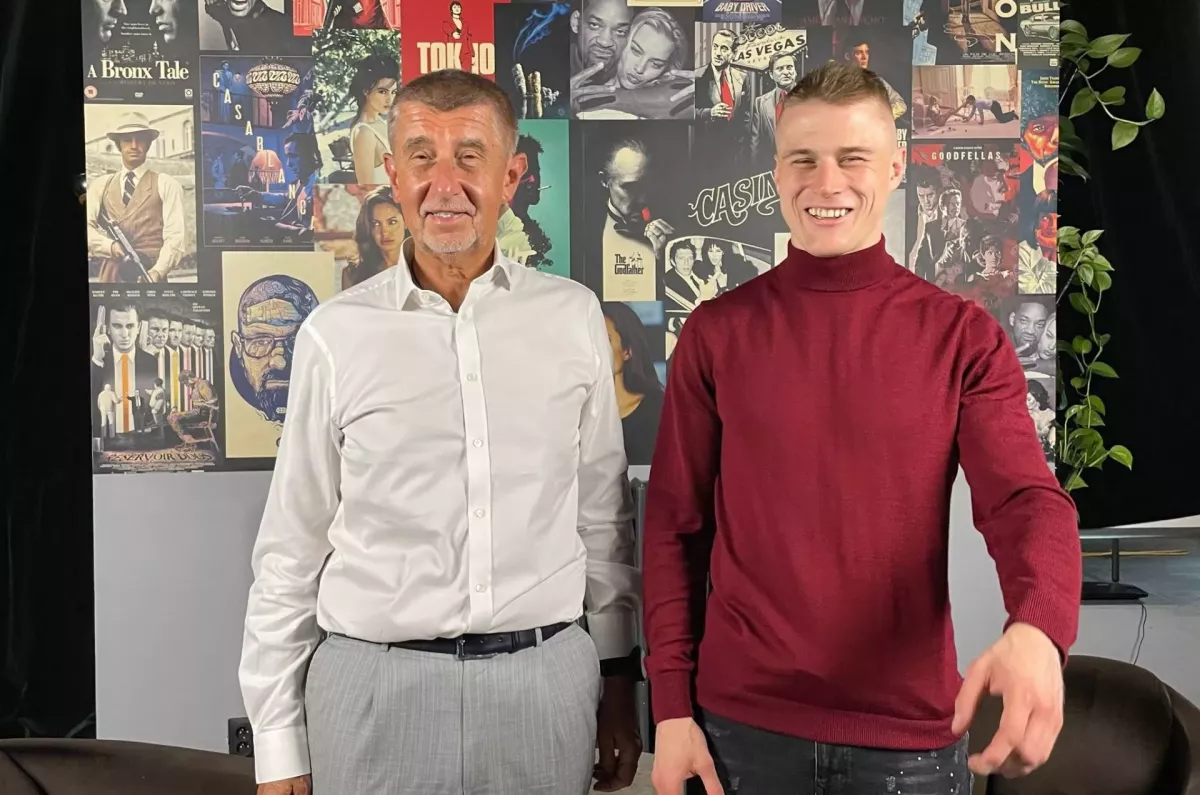 Otevřená zpověď českého Bombera. Brichta o podcastu, školství i svém vstupu do politiky