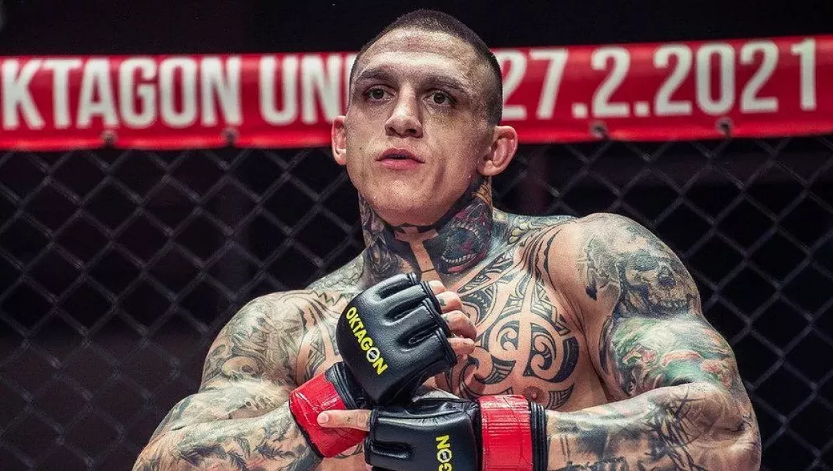 Podezření trvá. Kontroverzní MMA zápas pod drobnohledem, sázkové kanceláře začaly jednat