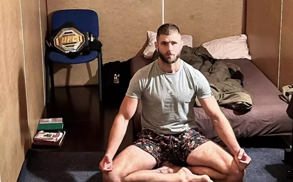 Podle mě Jirku podezírají z podvádění, myslí si Dvořák. Jak jinak si vysvětlit tolik testů?