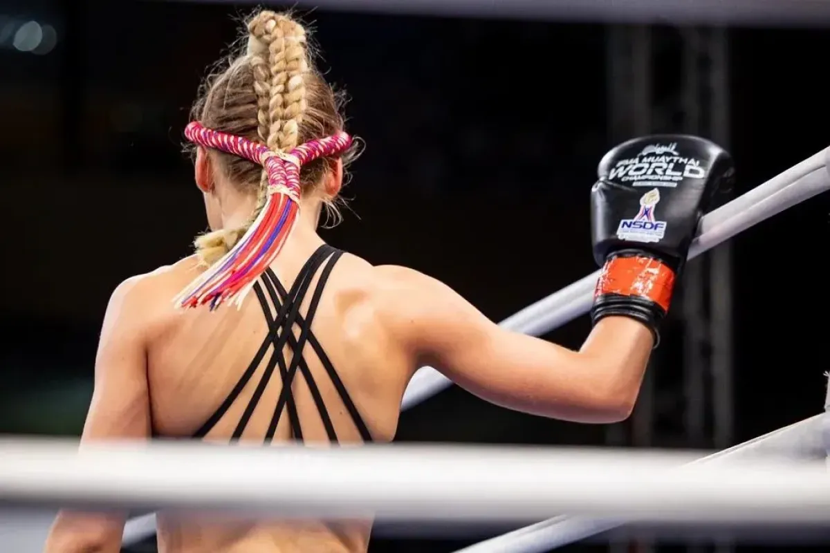 Polská bojovnice se svlékla. Mohu být silná i krásná, dráždí