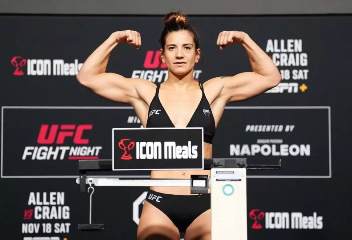 Porazila Pudilovou, zavrtěla hýžděmi a našla cestu ke zlaté žíle. Vydělává více než v UFC