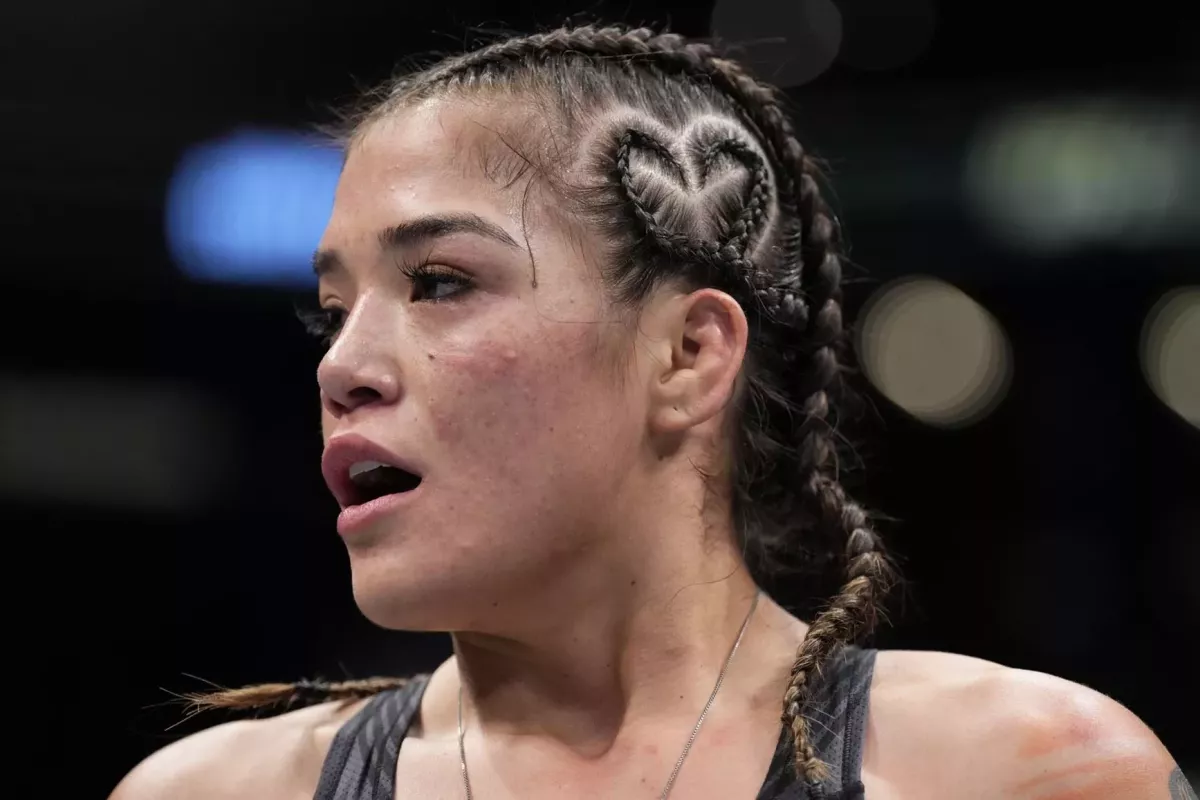 Potetovaná kráska z UFC plní sen staršího bratra, kterého zabila rakovina