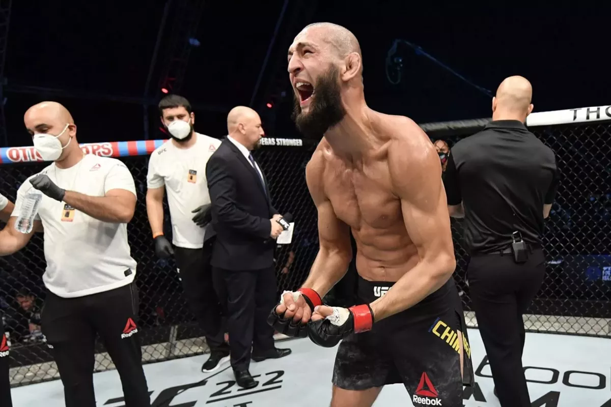 Přízrak UFC má datum bitvy. Udrží neporazitelnost?