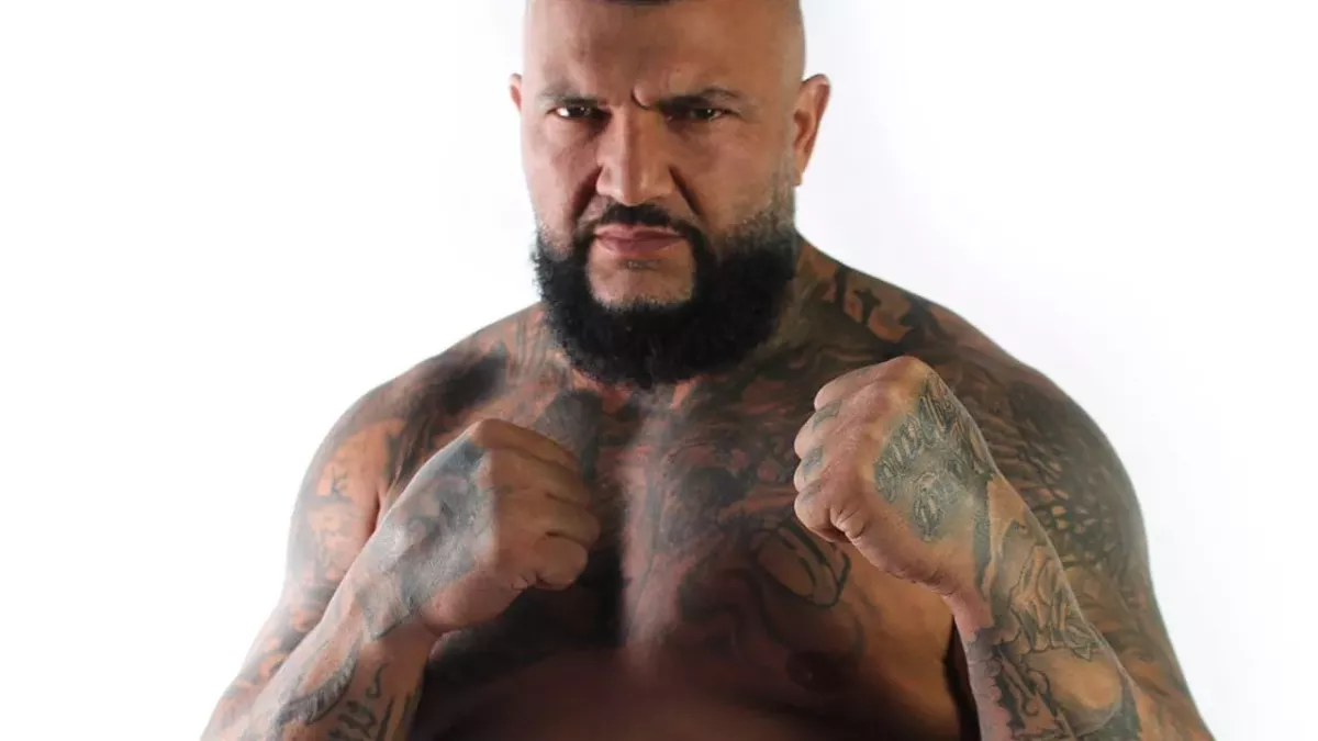 Rozdíl v boxerském zápase 50 kilo! Budu ho hnát do rohu jako lev. Budou Cverna bomby