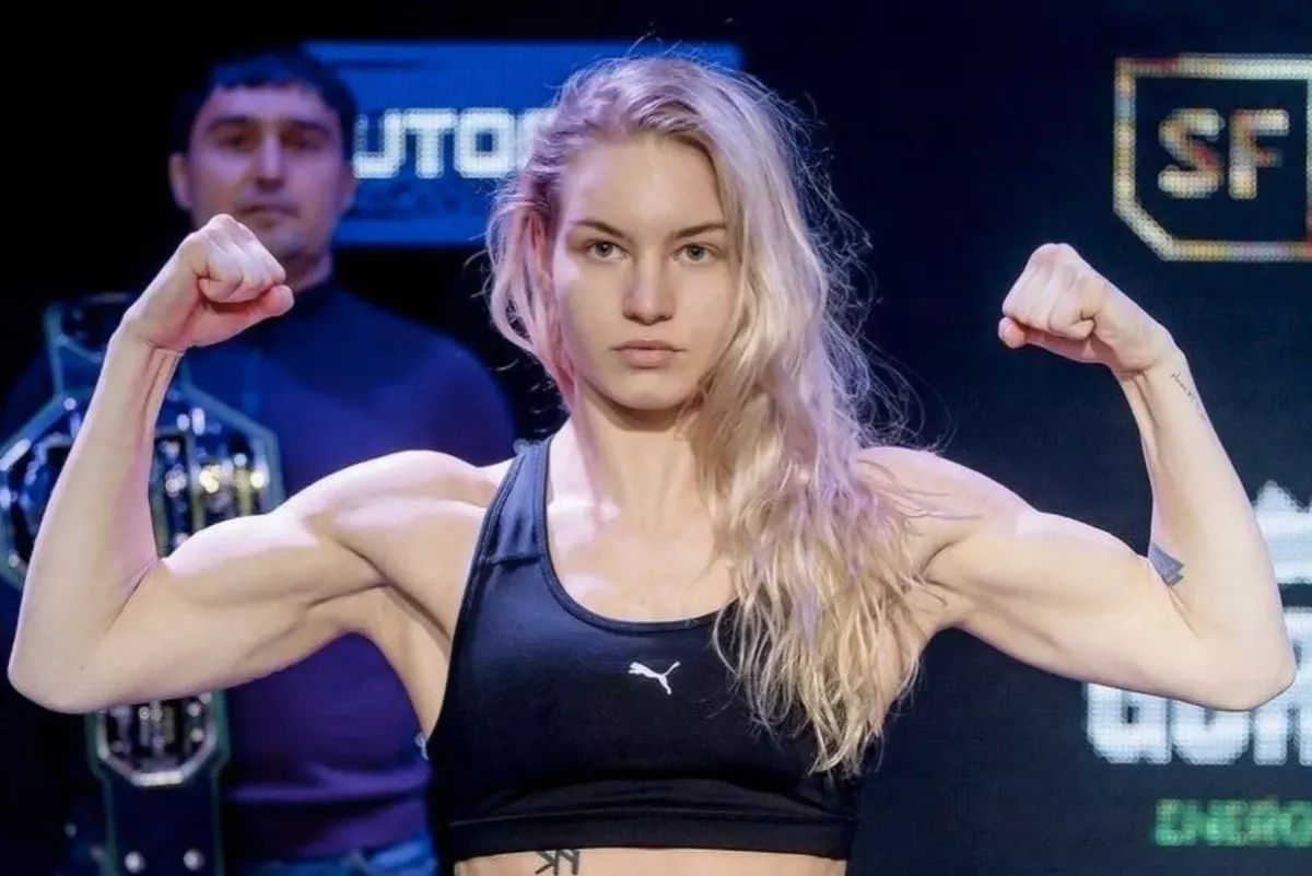 Ruska šla do zápasu v UFC s infekcí. Pozadí měla v jednom ohni