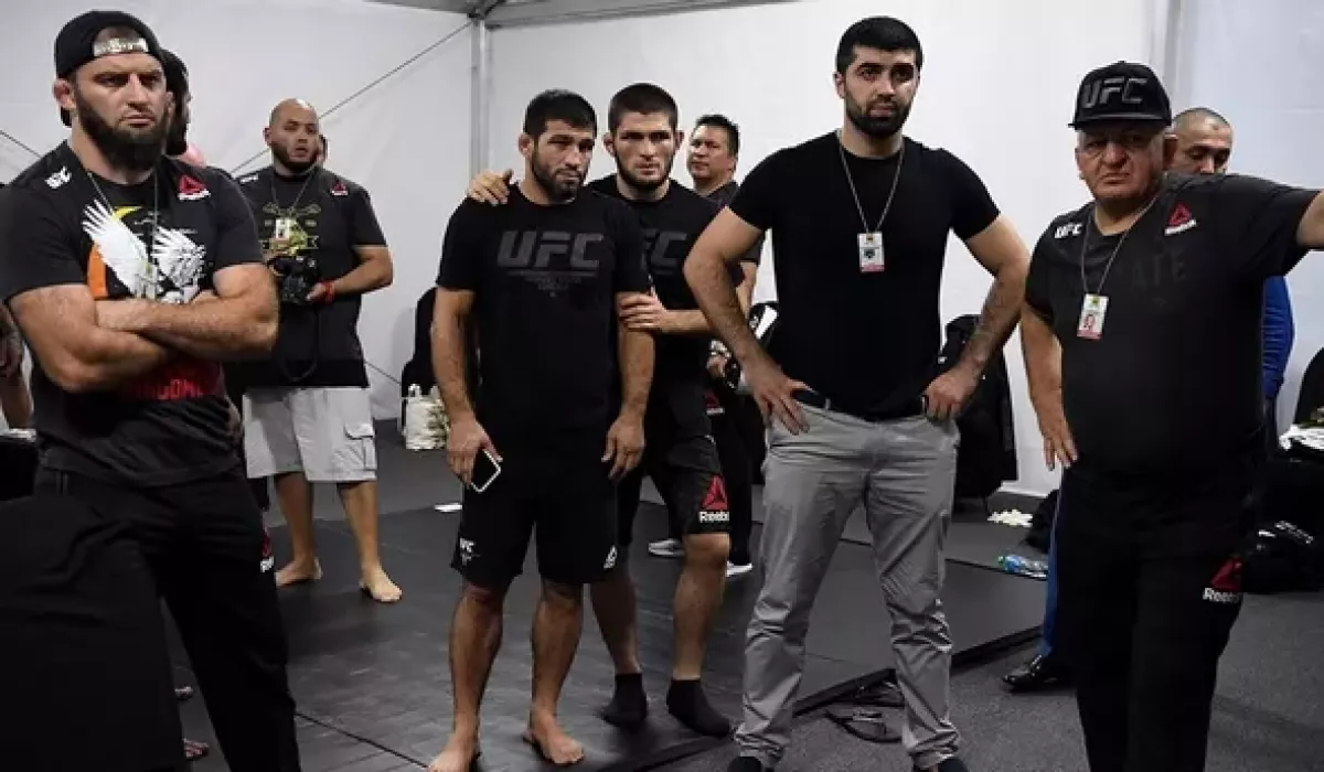 Rychlý rozvoj Khabibovy MMA organizace? Má větší finanční podporu, než tušíte, odhalil Bisping