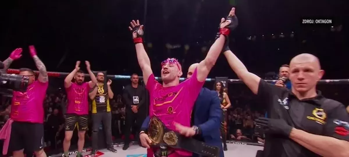 SESTŘIHY: Šampion Kozma udolal na Oktagon 32 Knížete! Mikulášek vzdal