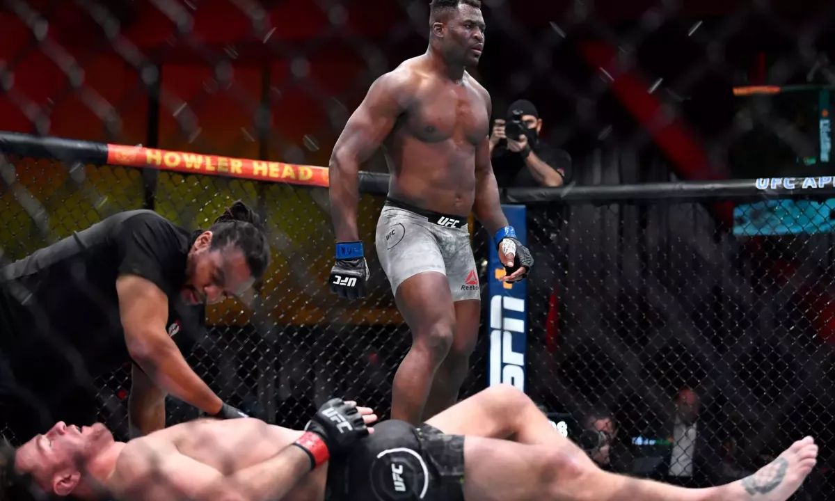 Šampion UFC Ngannou: Tohle je ta nejšílenější věc, kterou jsem v životě dělal!