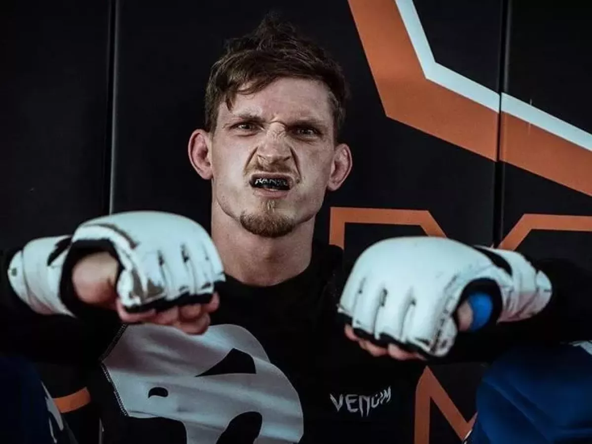 Smutná zpráva z USA. Dvořák poprvé v UFC padl. Brazilcův přední hák zlobil