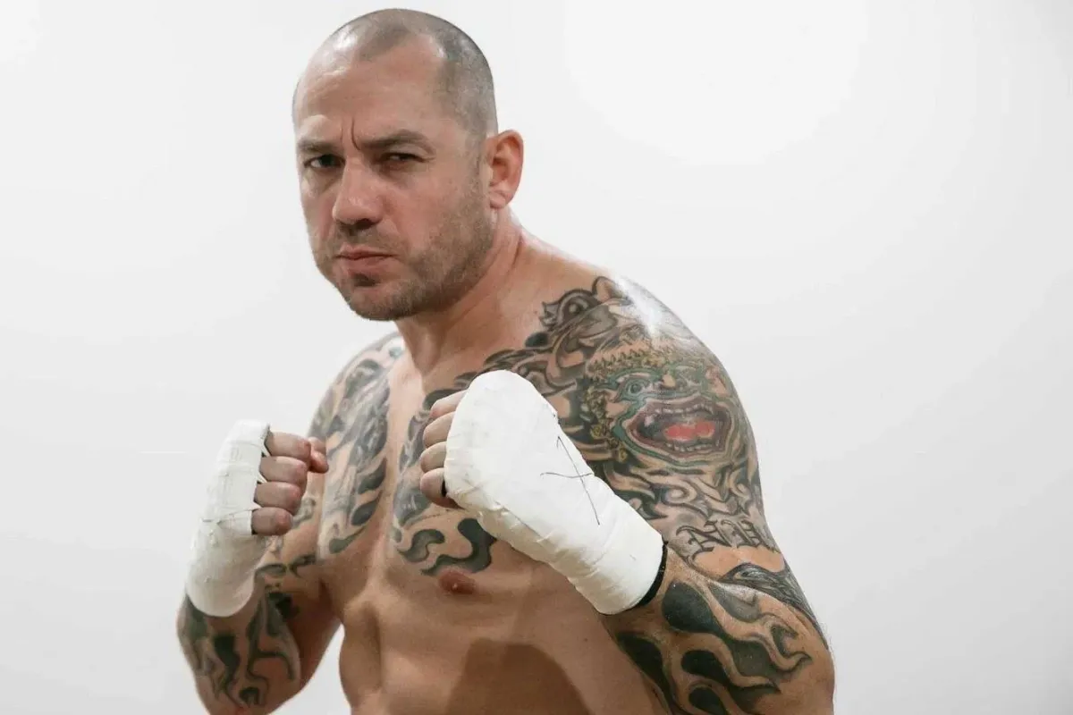 Srdce bojovníka v něm stále bije. Spejbl se pustil do velké akce a chystá i zápas