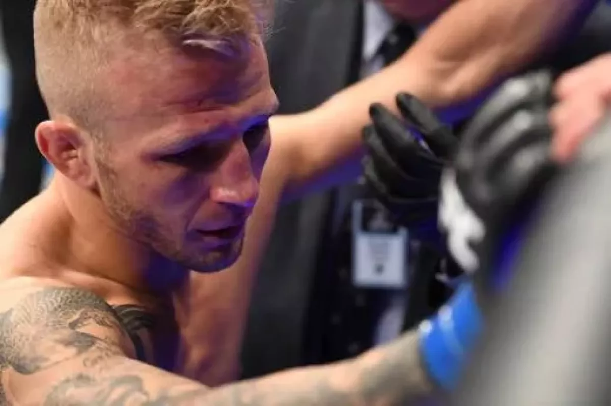 TJ Dillashaw vysvětlil, proč vědomě proti Sterlingovi bojoval i se zraněním