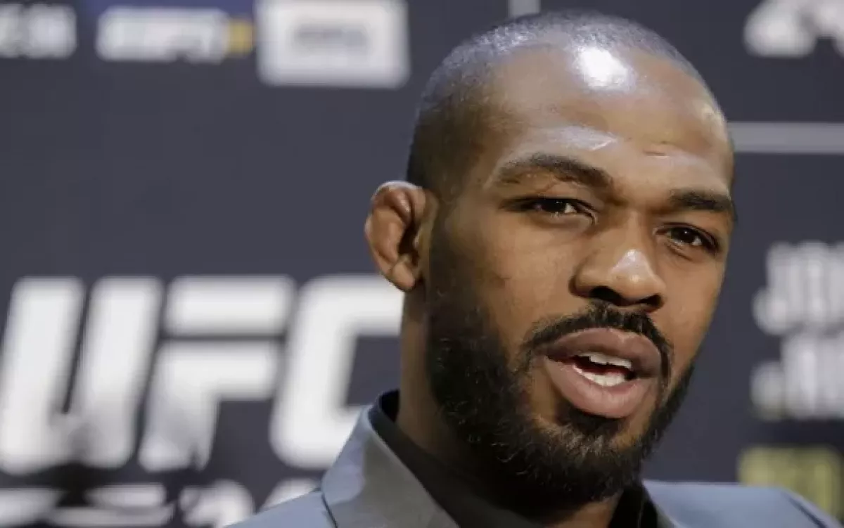 Tak přece?! Jon Jones navnadil termínem návratu i případným místem konání