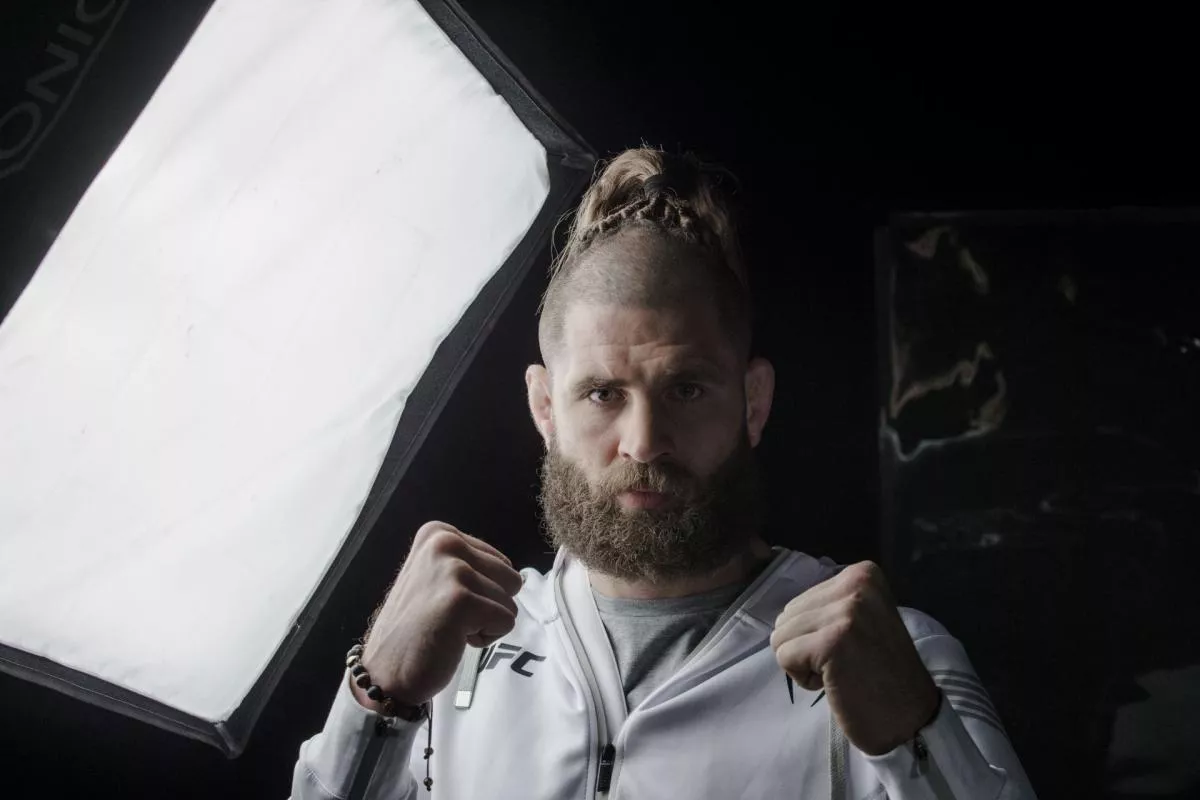 Takhle vypadala Procházkova premiéra v MMA a první KO. Sundal jsem ho levým hákem, vzpomínal