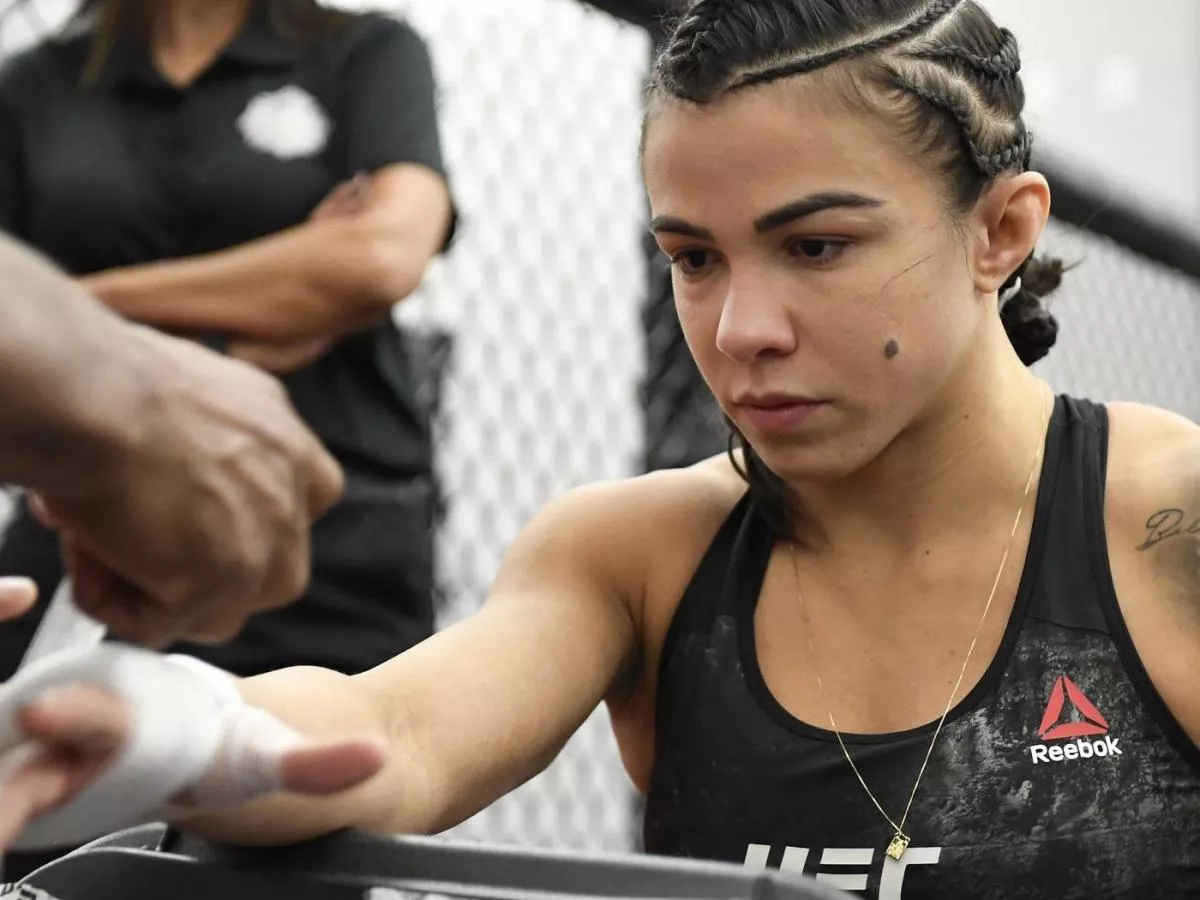 Těžký otřes mozku a předčasný odchod z UFC. Jako nůž, který bodá do lebky