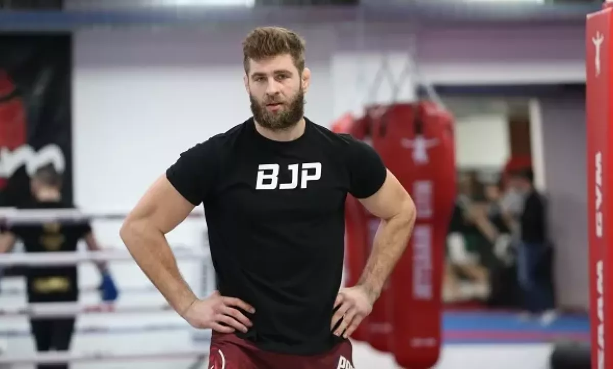 Troufalý Walker opět šije do Procházky: Nejvíce přeceňovaný fighter široko daleko!
